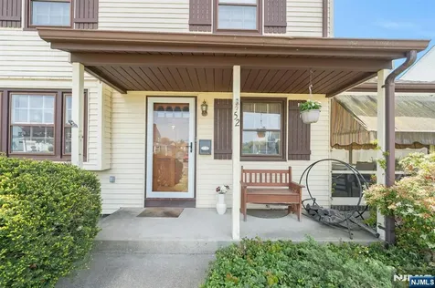 52 Elmwood Drive Elmwood Park NJ 07407