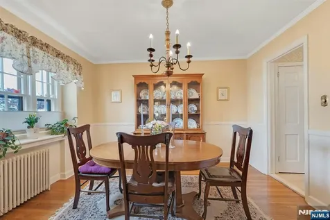 52 Elmwood Drive Elmwood Park NJ 07407