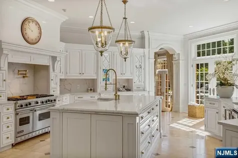 116 Truman Drive Cresskill NJ 07626