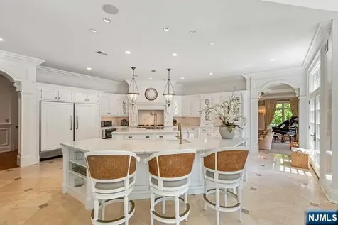 116 Truman Drive Cresskill NJ 07626