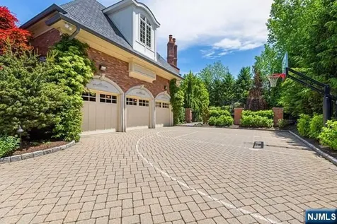 116 Truman Drive Cresskill NJ 07626
