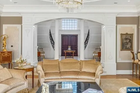 116 Truman Drive Cresskill NJ 07626