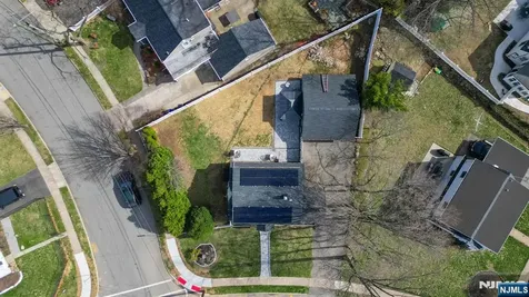 33 Cathy Avenue Hawthorne NJ 07506