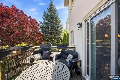 427 Lawton Avenue Cliffside Park NJ 07010