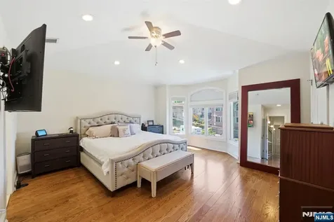 427 Lawton Avenue Cliffside Park NJ 07010