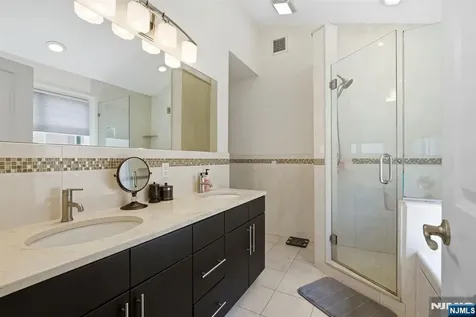 427 Lawton Avenue Cliffside Park NJ 07010