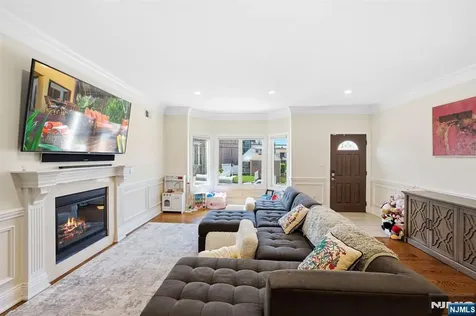 427 Lawton Avenue Cliffside Park NJ 07010