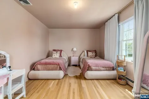 42 Nugent Drive Clifton NJ 07012