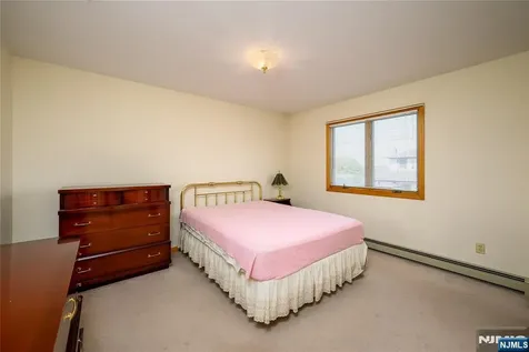 147 11th Street Wood Ridge NJ 07075