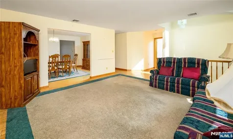 147 11th Street Wood Ridge NJ 07075