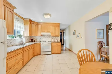 397 Davis Avenue Kearny NJ 07032