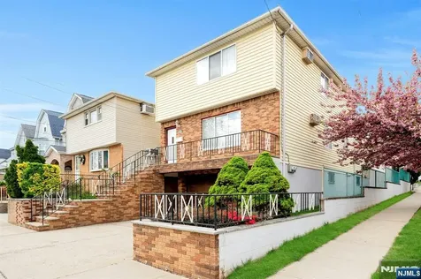 397 Davis Avenue Kearny NJ 07032