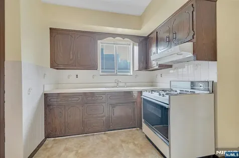 397 Davis Avenue Kearny NJ 07032