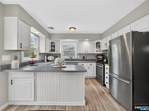 22 Wildwood Terrace Ringwood NJ 07456