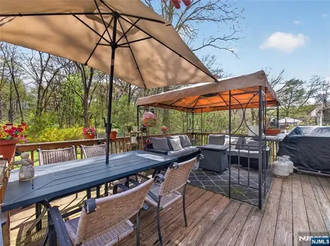 22 Wildwood Terrace Ringwood NJ 07456