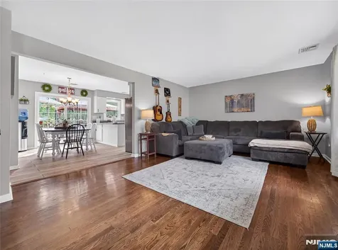 22 Wildwood Terrace Ringwood NJ 07456