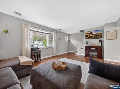 22 Wildwood Terrace Ringwood NJ 07456