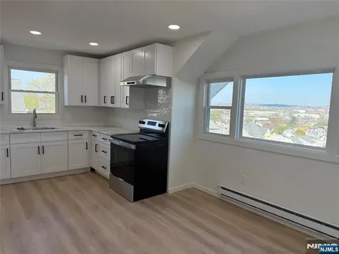 60 Prospect Terrace East Rutherford NJ 07073