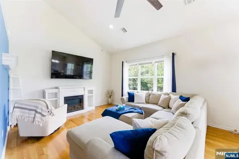 30 Mountain Avenue Paterson NJ 07501