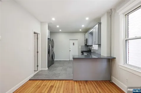 344 Market Street Perth Amboy NJ 08861