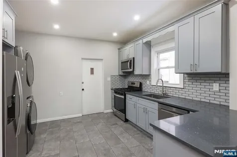 344 Market Street Perth Amboy NJ 08861