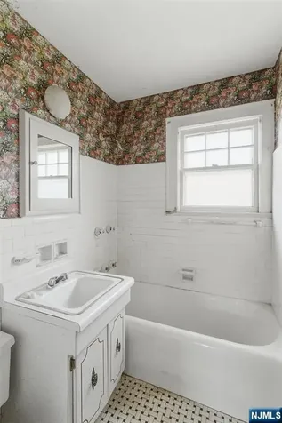 52 Nolton Street Belleville NJ 07109