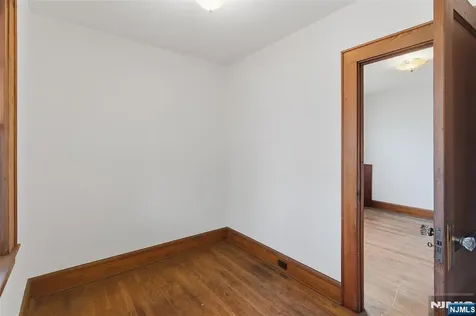 52 Nolton Street Belleville NJ 07109