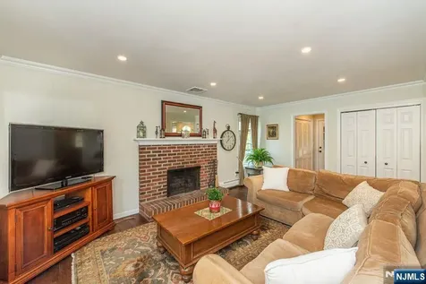 19 Bedford Road Mahwah NJ 07430