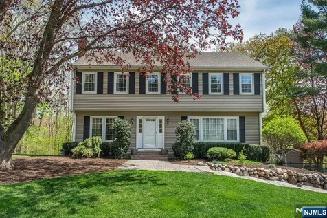 19 Bedford Road Mahwah NJ 07430
