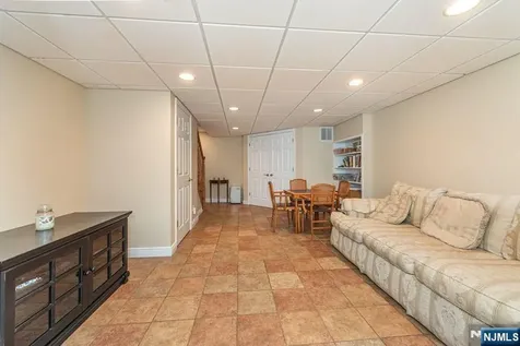 19 Bedford Road Mahwah NJ 07430