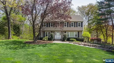 19 Bedford Road Mahwah NJ 07430