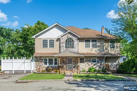 36 Ella Street Bloomingdale NJ 07403