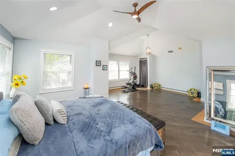 36 Ella Street Bloomingdale NJ 07403