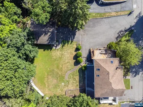 36 Ella Street Bloomingdale NJ 07403