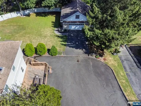 36 Ella Street Bloomingdale NJ 07403