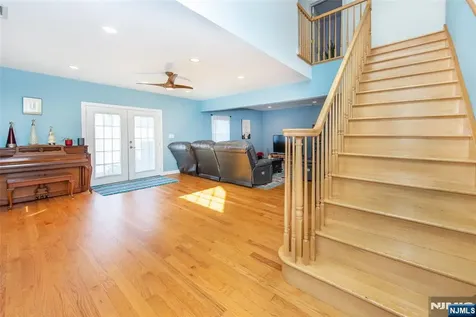 36 Ella Street Bloomingdale NJ 07403