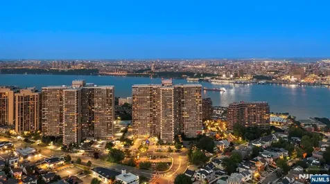 200 Winston Drive Cliffside Park NJ 07010