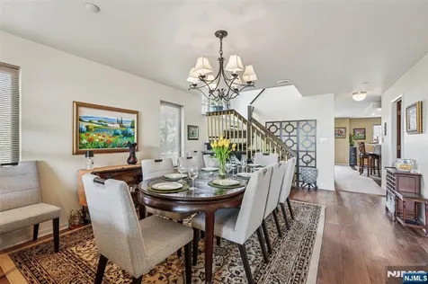 2 Carlyle Court Teaneck NJ 07666