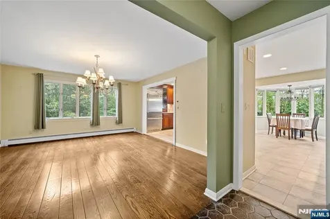 77 Macarthur Drive Clifton NJ 07013