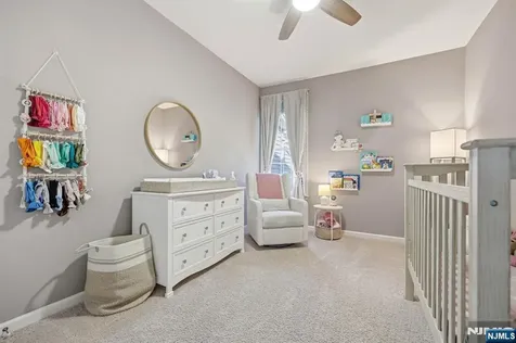 102 Sequoia Drive Cedar Grove NJ 07009