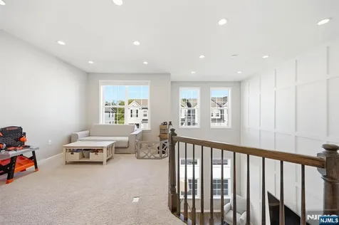 102 Sequoia Drive Cedar Grove NJ 07009