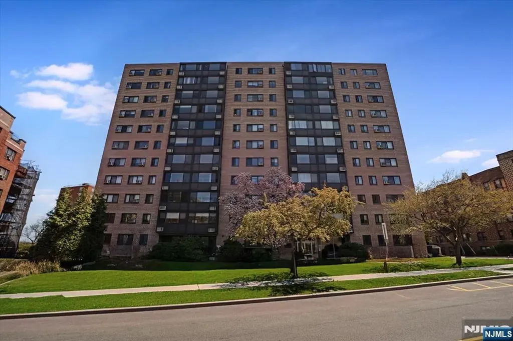 90 Prospect Avenue Hackensack NJ 07601
