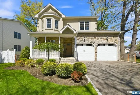 236 Dixon Avenue Dumont NJ 07628