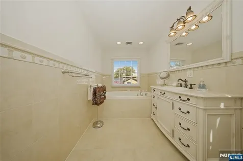 236 Dixon Avenue Dumont NJ 07628