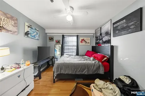 25-27 Norfolk Street Newark NJ 07103