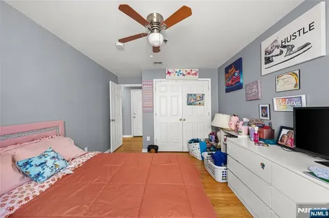 25-27 Norfolk Street Newark NJ 07103
