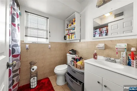 25-27 Norfolk Street Newark NJ 07103