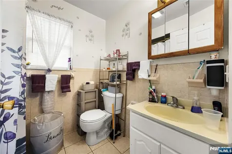 25-27 Norfolk Street Newark NJ 07103