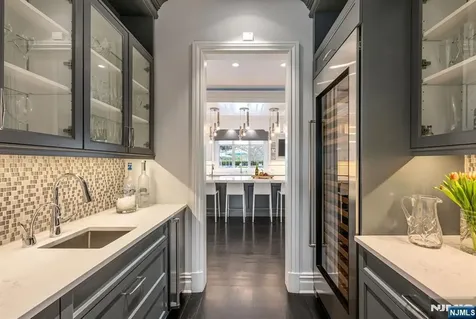 236 E Saddle River Road Saddle River NJ 07458