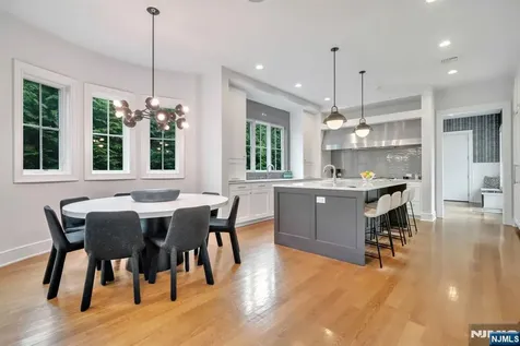 89 Depeyster Avenue Tenafly NJ 07670